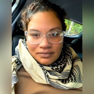 Meet your Posher, Rachel